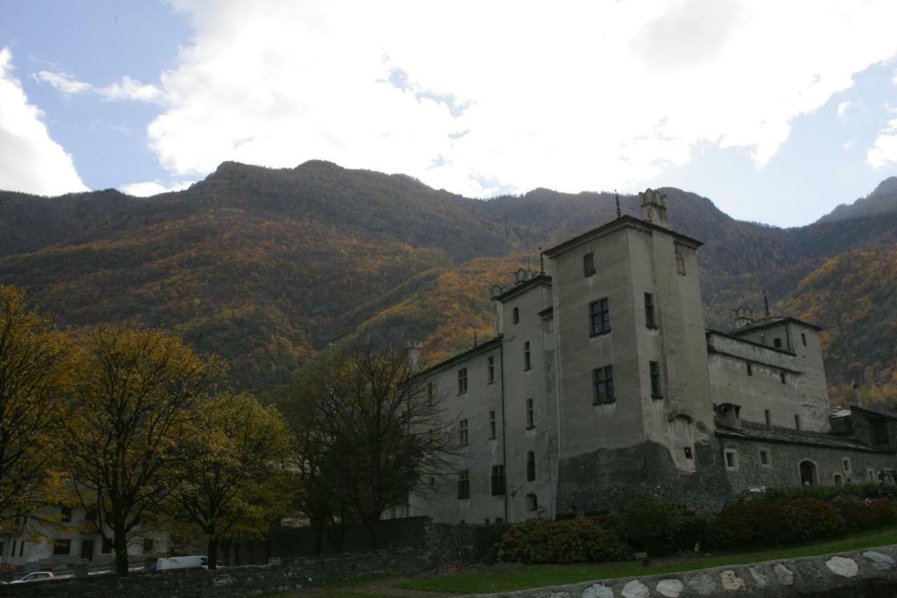 Maison Cassius Issogne Exterior photo